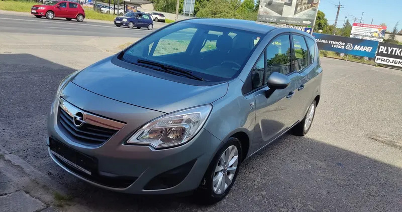 alwernia Opel Meriva cena 26900 przebieg: 133000, rok produkcji 2013 z Alwernia